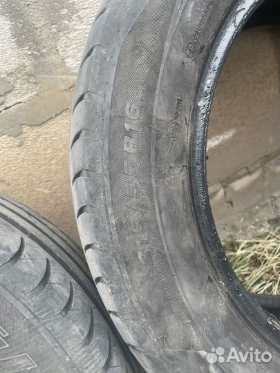 Viatti Strada Asimmetrico 215/55 R16