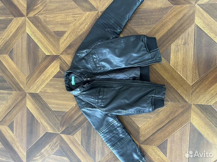 Кожаная куртка benetton