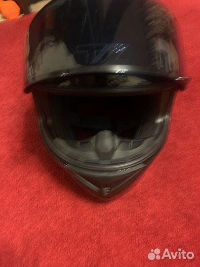 Шлем и держатель для машыны