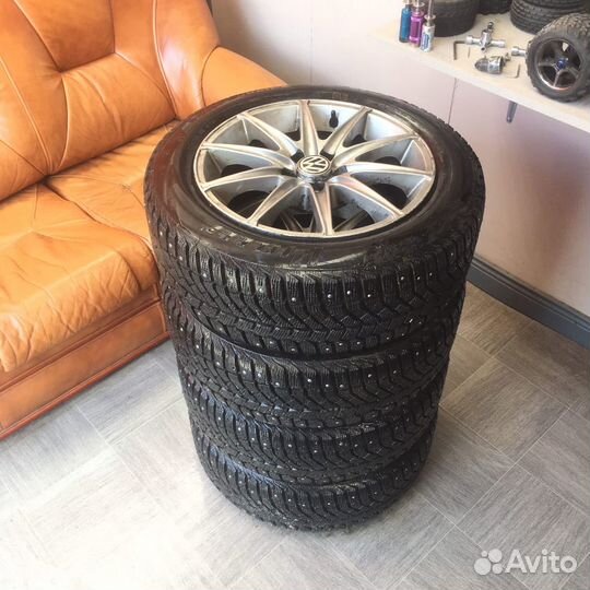 VW Polo 205 55 R16 Штатные зимние колеса 4шт