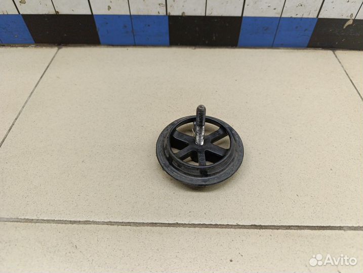 Болт крепления запасного колеса Hyundai-KIA Elantra 2011-2016