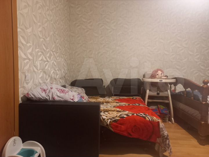 4-к. квартира, 93 м², 1/1 эт.