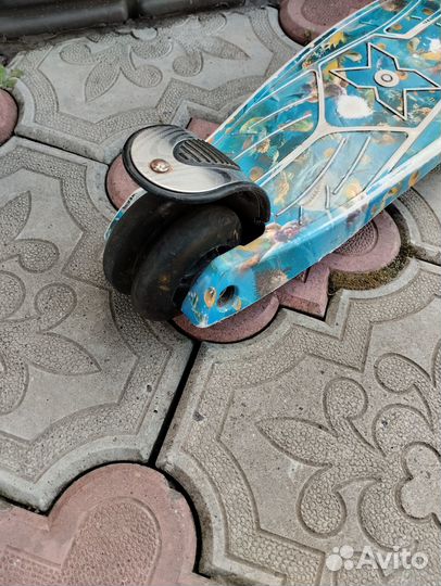 Самокат детский трехколесный бу