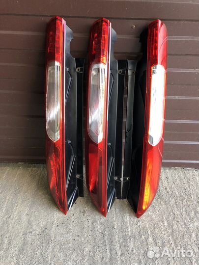 Задняя блок-фара Форд Фокус 2 хетчбэк