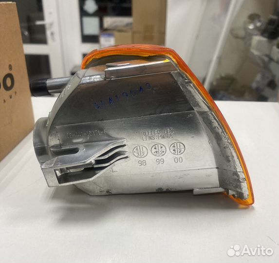 Указатель поворота левый VW