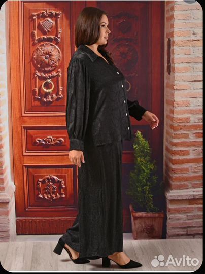 Классический костюм Darkwin