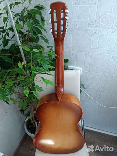 Классическая гитара бу