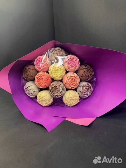 Шоколадные Пионы - 13 шт в Букете