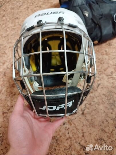 Шлем хоккейный bauer re akt