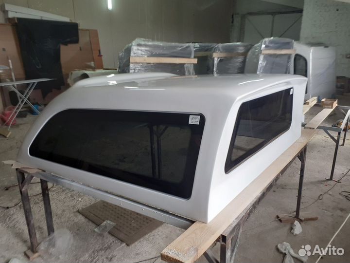 Кунг окрашенный для пикапа Ниссан нп300