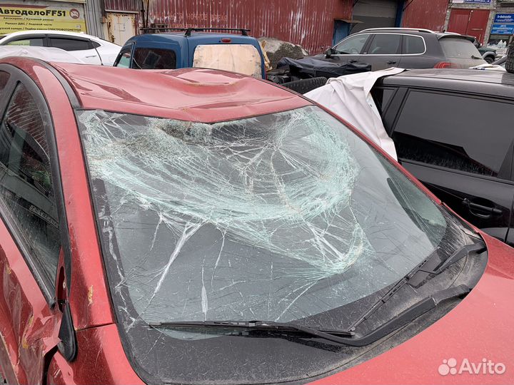Mitsubishi Lancer 1.5 МТ, 2011, битый, 132 705 км