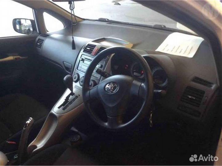 Разбор на запчасти Toyota Auris E15