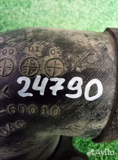 Патрубок воздухозаборника Toyota Land Cruiser J100