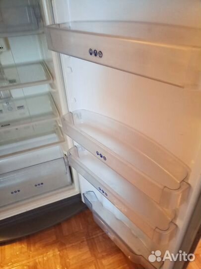 Холодильник Wirpool, бу