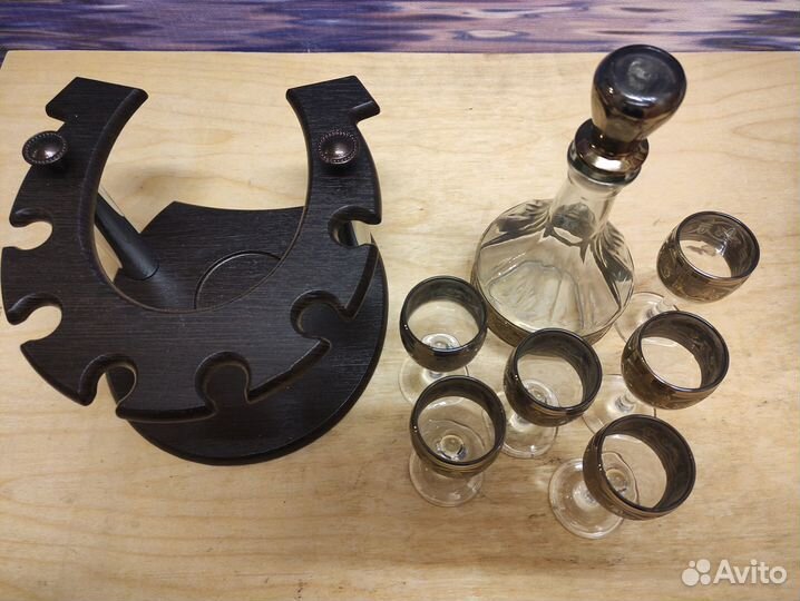 Подарочный набор рюмок и графина 