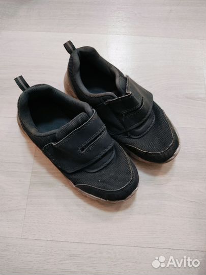 Обувь для мальчика пакетом 33