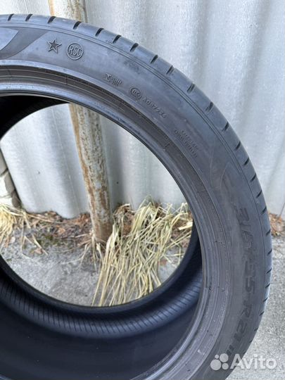 Pirelli P Zero 275/40 R21 и 315/35 R21 107Y