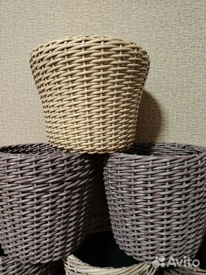 Кашпо из ротанга