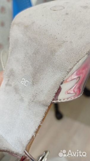 Туфли для бальных танцев. Цвет -серебристый