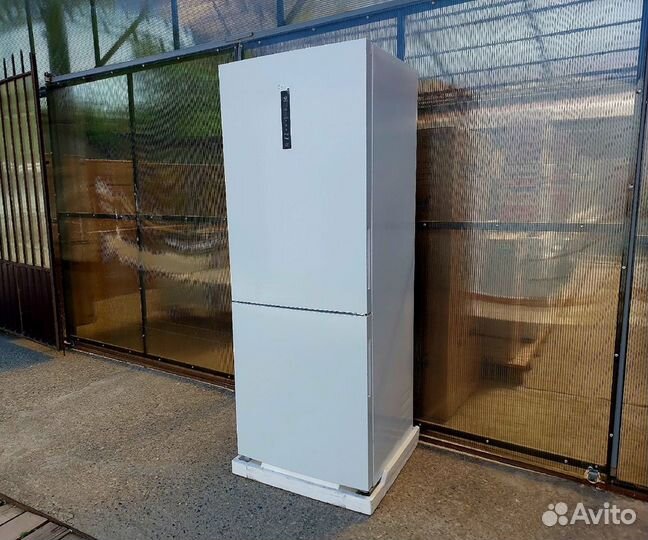 Холодильник Haier C4F744CWG широкий 70см (белый)