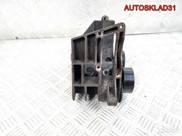 Кронштейн генератора Ford Fiesta Mk5 А9А 1149701