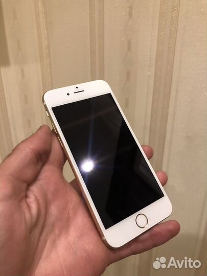 iPhone 6S, 32 ГБ