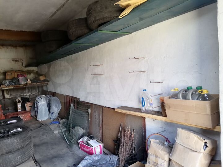 Гараж, > 30 м²