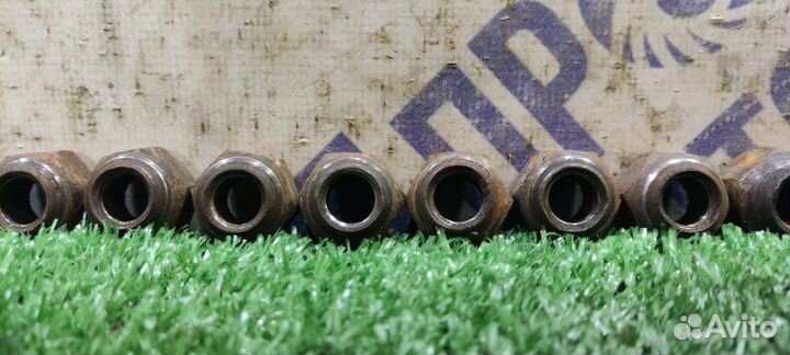 Гайка колесная Ford Focus 2 хэтчбек 1.6 hwdb 2006