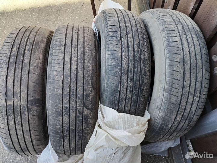 Bridgestone Dueler H/L 400 215/70 R17 101H