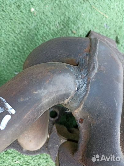 Коллектор выпускной Ford Focus 1 универсал 2.0