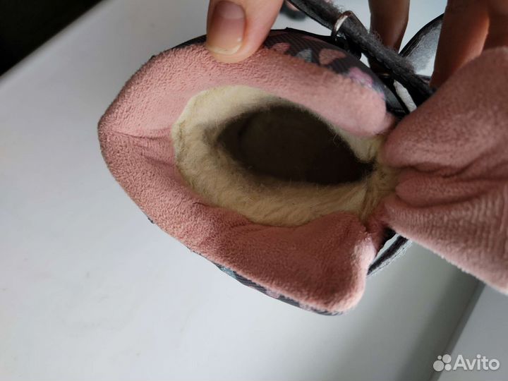 Ботинки зимние для девочки 23 р