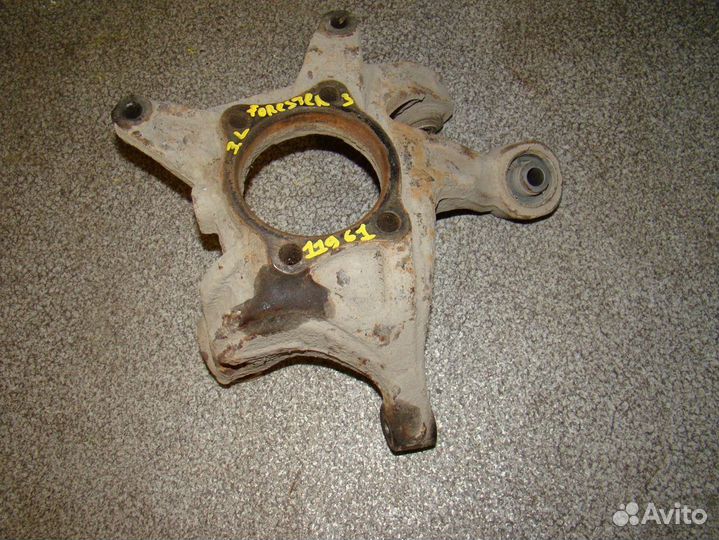 Кулак поворотный задний левый Subaru Forester 3