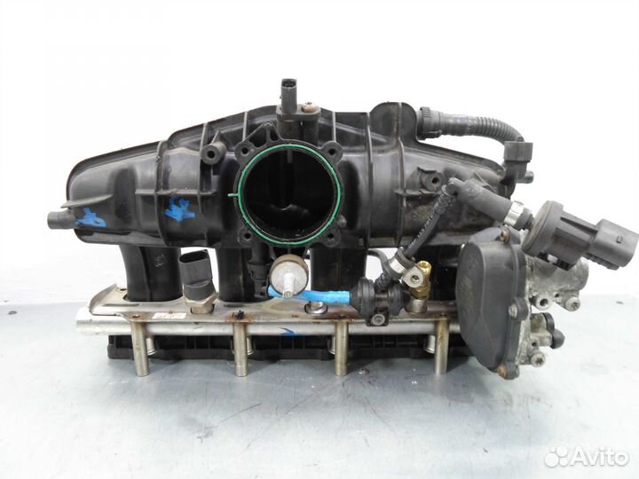 Коллектор впускной Volkswagen Passat B6 06D133185S