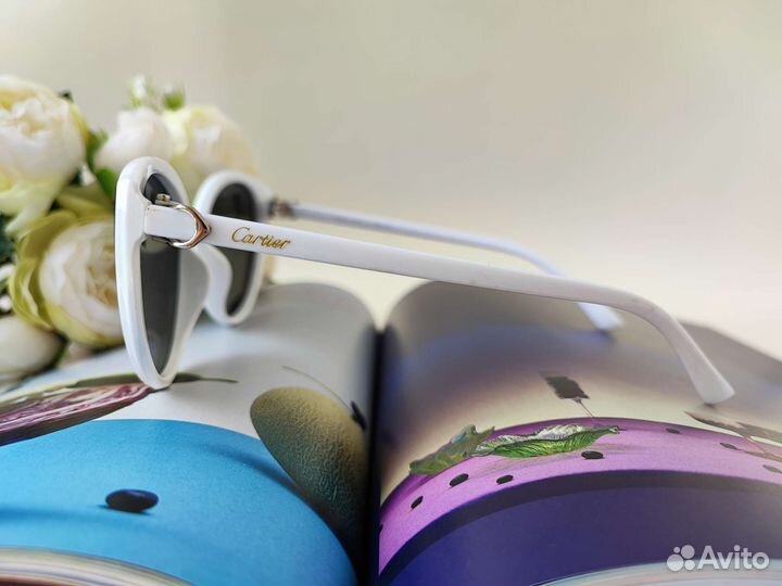 Солнцезащитные очки женские новые