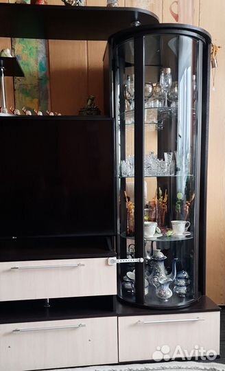 Стенка в гостиную со шкафом под тв бу