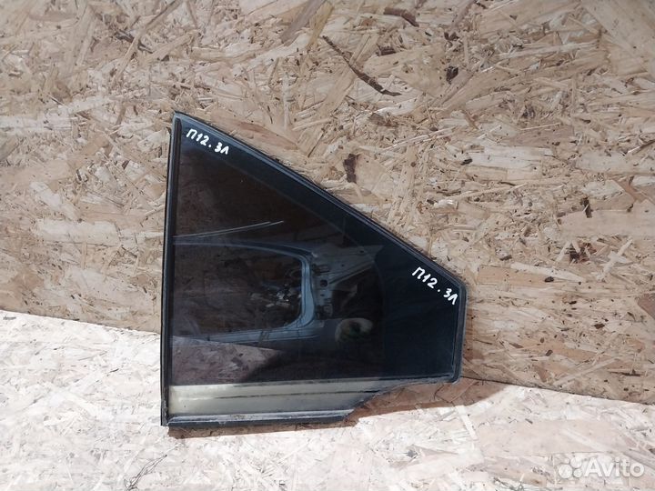 Форточка задняя левая Nissan Primera P12