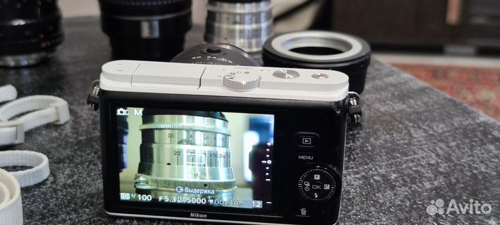 Nikon 1 j3 + nikkor 10-30mm + много допов
