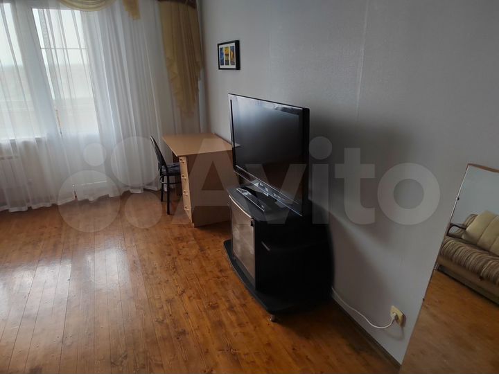 2-к. квартира, 75 м², 4/6 эт.