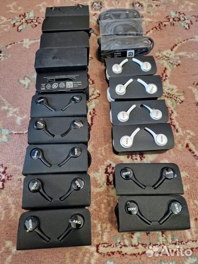 Наушники новые