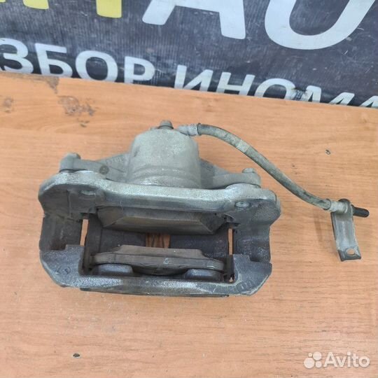 Суппорт тормозной передний правый Kia Ceed