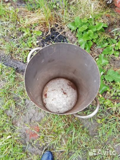 Бак из нержавейки без крышки. Остался большой бак