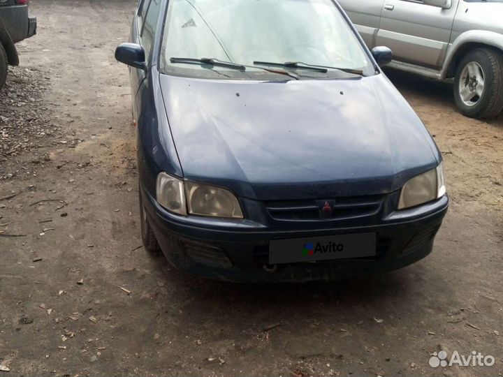 Митсубиси Спейс стар