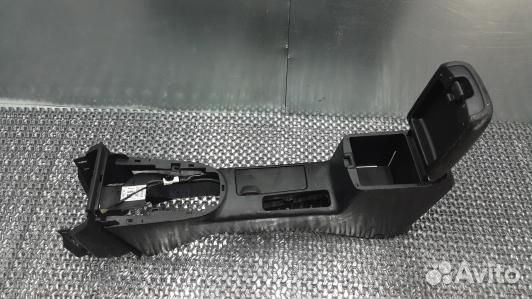 Подлокотник центральный nissan X-trail T31 (AOL07I