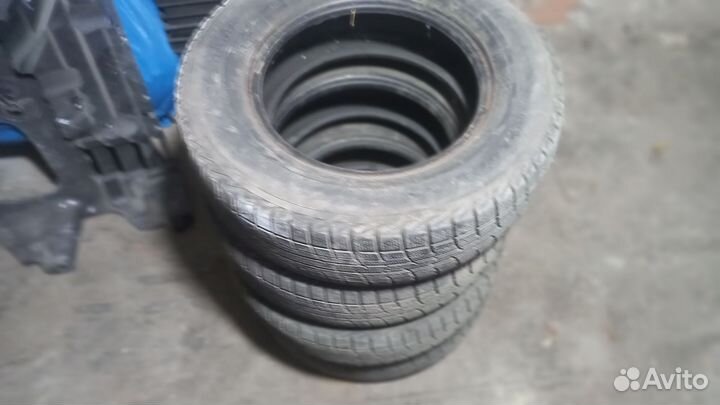 Yokohama Ice Guard IG30 185/70 R14