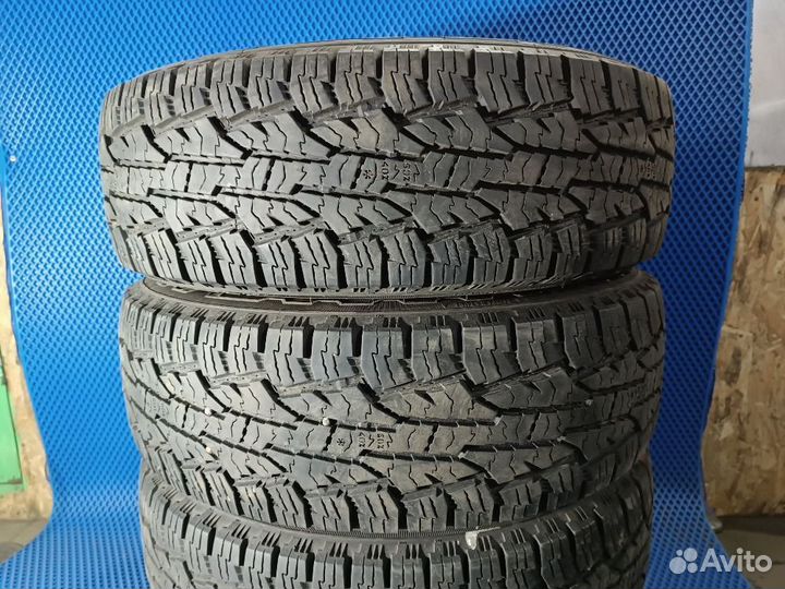 Nokian Tyres Rotiiva AT 235/75 R15