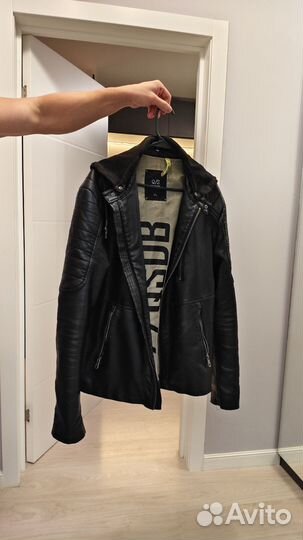 Кожаная куртка мужская 52