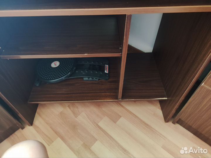 Стол угловой