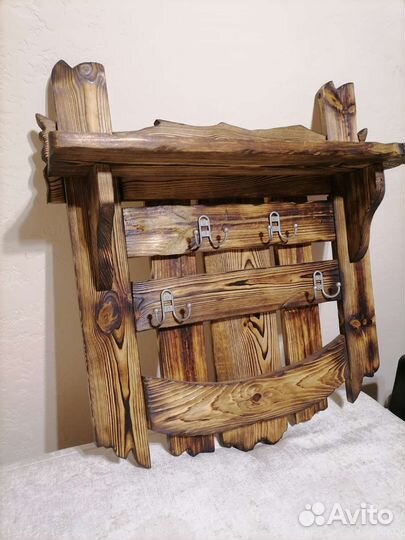 Вешалка в прихожую