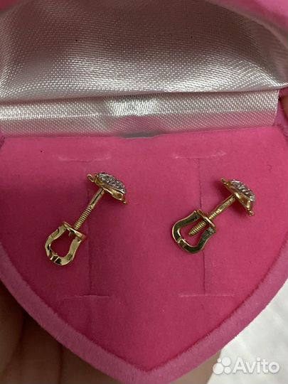 Золотые серьги