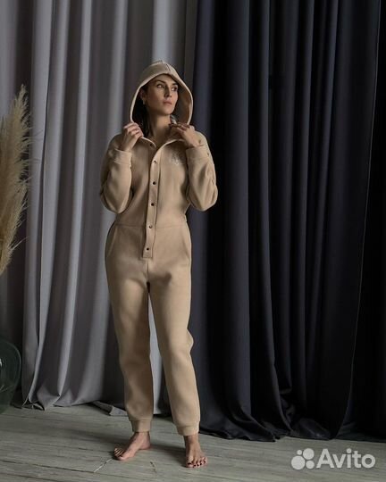 Комбинезон женский утепленный